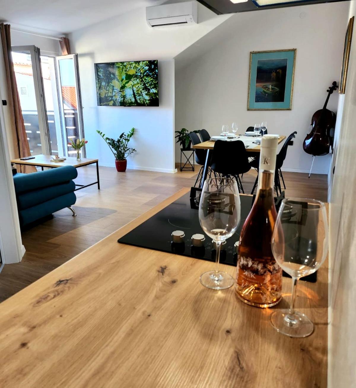 Apartman Libra Kaštela Екстериор снимка